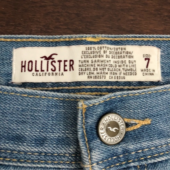 Hollister Light Wash Distressed Denim Mini Skirt 7 - Picture 7 of 8